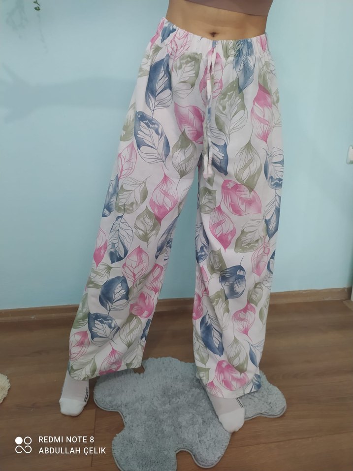 Pembe Pastel Renkli Salaş Kadın Kumaş Pantolon - Görsel 2