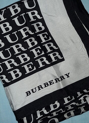 Burberry ithal esarp