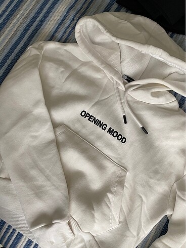 Beyaz sweatshirt