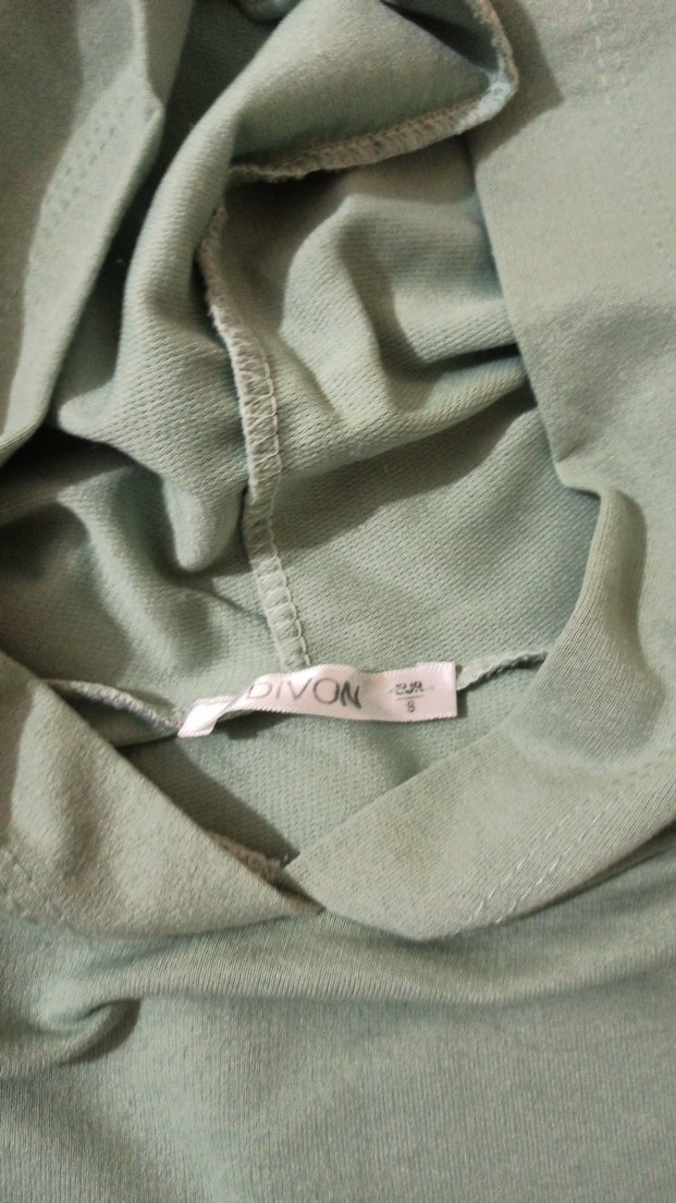 Yeşil Kapüşonlu Rahat Kesim Kadın Sweatshirt - Görsel 3