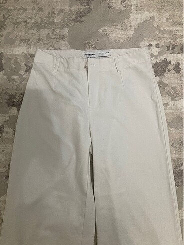 38 Beden beyaz Renk Bershka Pantolon