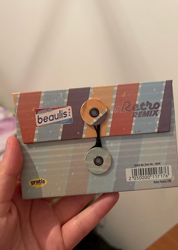 Diğer Beaulis Retro Remix far paleti