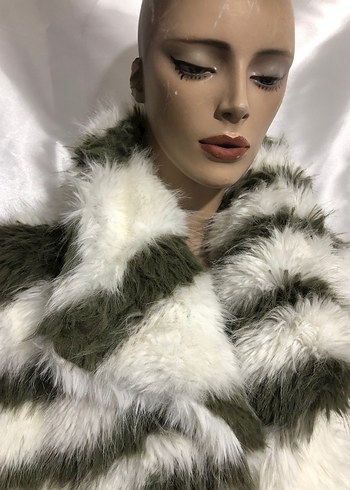 Zebra Desenli Uzun Kollu Kadın Suni Kürk - Görsel 2