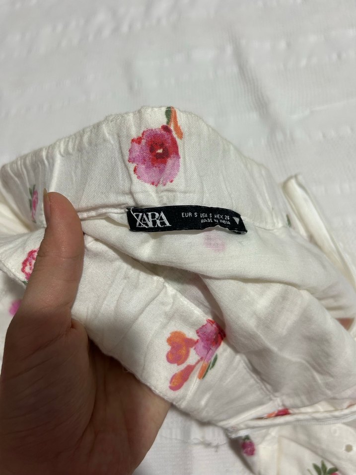 Nakışlı Fırfırlı Beyaz Mini Etek - Görsel 2