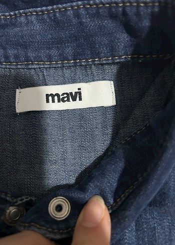 Mavi Düğmeli Denim Kadın Gömlek - Görsel 2