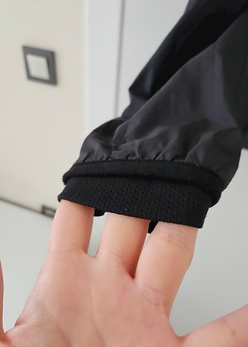 Nike Siyah Kapüşonlu Rüzgarlık - Görsel 6