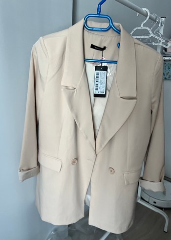 Bej Düğmeli Kadın Blazer Ceket