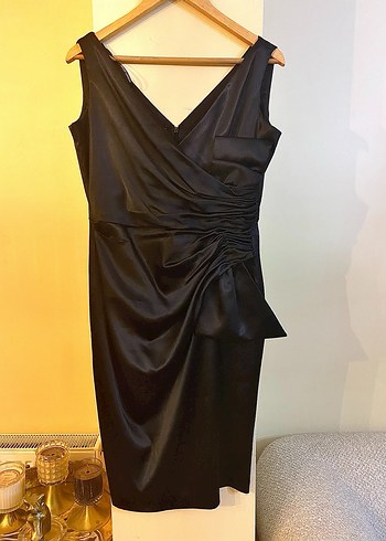 Siyah saten abiye elbise - Görsel 5