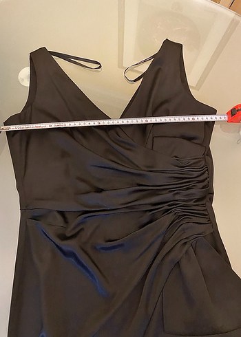 Siyah saten abiye elbise - Görsel 6