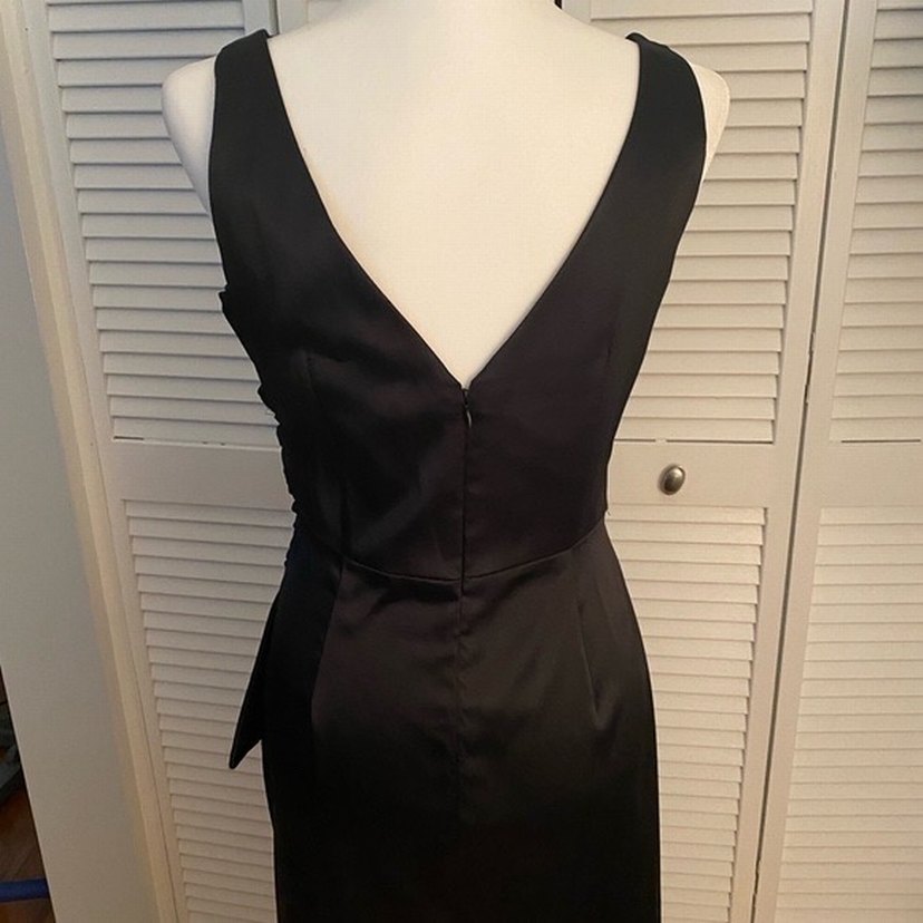 Siyah saten abiye elbise - Görsel 3