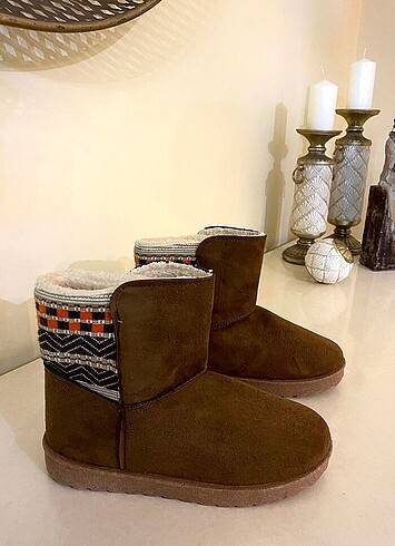 Ugg bot