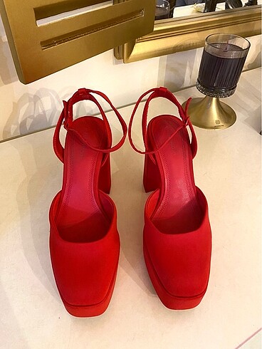 39 Beden Stradivarius platform topuk ayakkabı