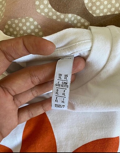 l Beden Adidas tişört