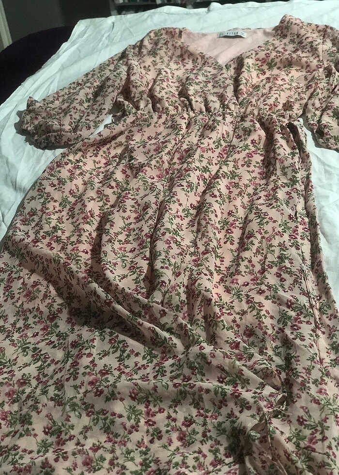 Desenli elbise - Görsel 3