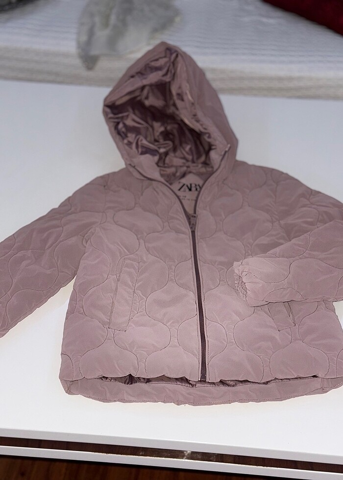 Zara kız çocuk elyaf şişme mont - Görsel 2