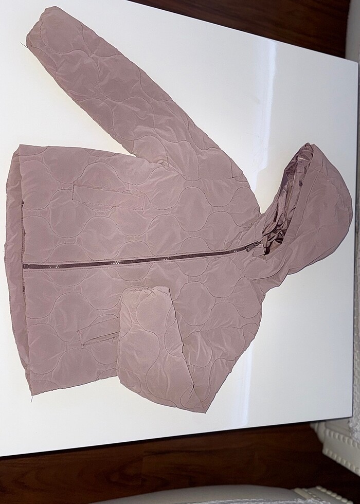 Zara kız çocuk elyaf şişme mont - Görsel 4