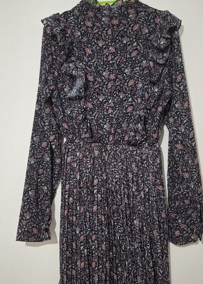 Pliseli elbise - Görsel 3