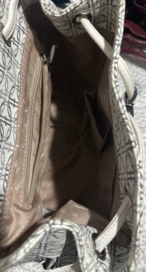 Beyaz Baskılı Kadın Sırt Çantası - Görsel 3