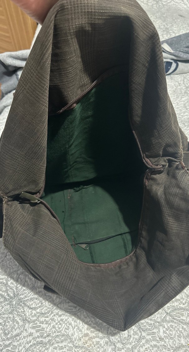 Zincir Detaylı Kahverengi Süet Kadın Çanta - Görsel 3