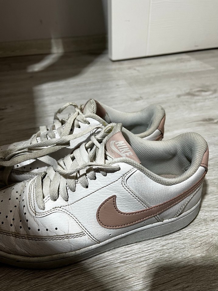 Kadın Beyaz Bağcıklı Spor Ayakkabı - Görsel 4