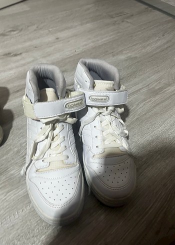 Beyaz Bağcıklı Kadın Spor Ayakkabı - Görsel 2