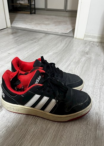 Adidas 38