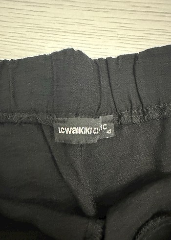 LC Waikiki Siyah Yüksek Bel Keten Şort