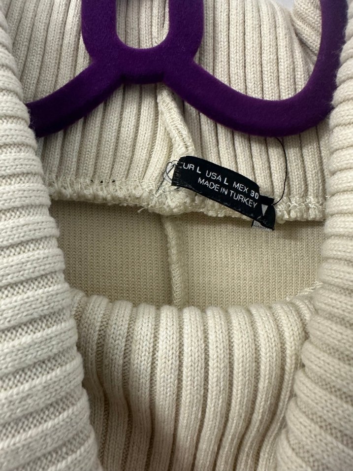 Bej Boğazlı Örgü Kadın Süveter - Görsel 3
