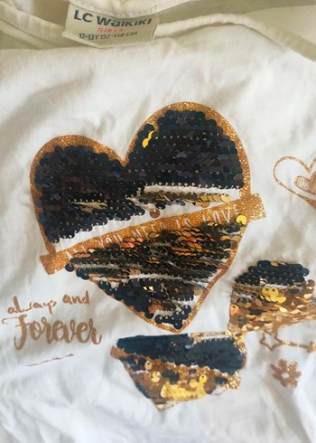 Pullu ve Püsküllü Bohem Kız Tişörtü - Görsel 4