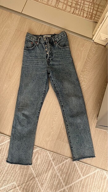Mango jean