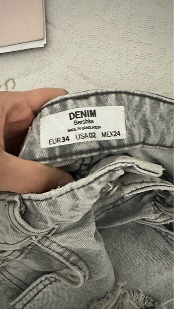 xs Beden Yırtık jean