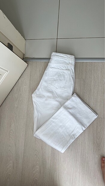 Beyaz pantolon - Görsel 3