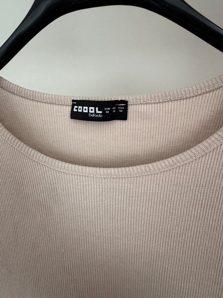 Bej Kısa Kollu Basic Kadın Tişört - Görsel 2