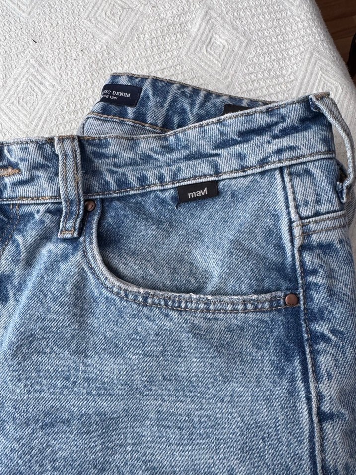 Kadın Mavi Bol Kesim Midi Kot Pantolon - Görsel 3