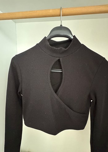 Siyah Yüksek Yakalı Mini Bluz - Görsel 2