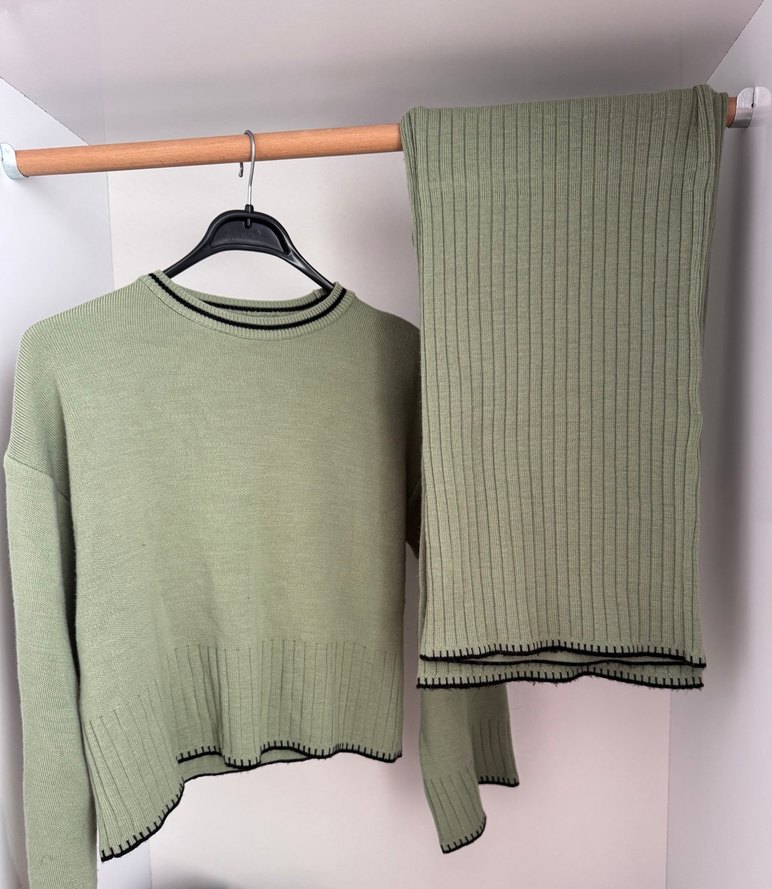 Kadın Yeşil Örgü Kazak takım - Görsel 2