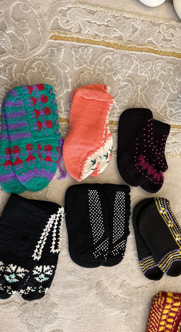 Çeyizden El Örgüsü Renkli ve Desenli Çoraplar patik - Görsel 3