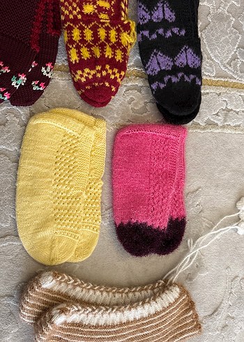 Çeyizden Renkli El Örgüsü Patikler - Görsel 4