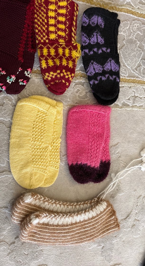 Çeyizden Renkli El Örgüsü Patikler - Görsel 4