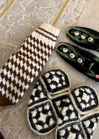 El işi örgü çorap ve terlik seti - Görsel 3