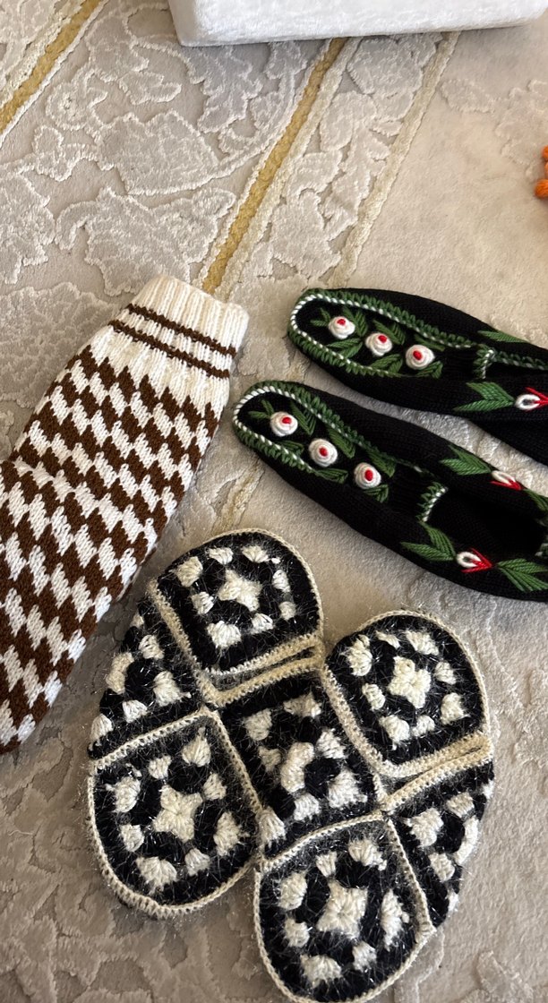 El işi örgü çorap ve terlik seti - Görsel 2