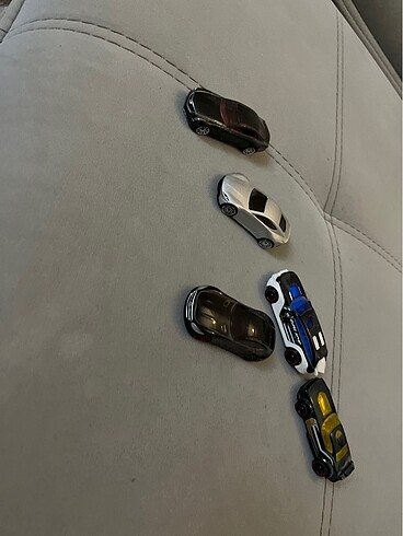 Hotwheels oyuncak arabalar