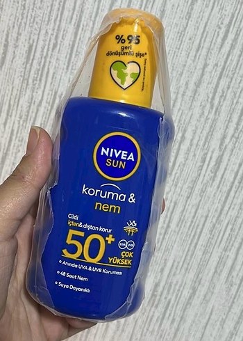 Nivea Sun Koruma & Nem SPF 50+ Güneş Spreyi