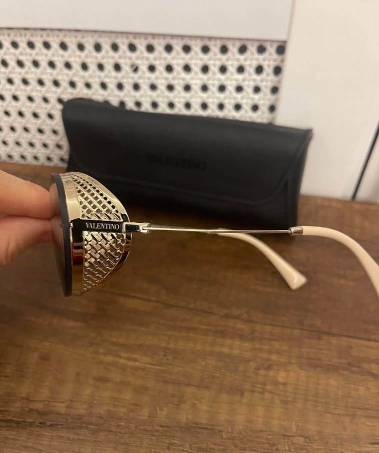 Güneş gözlüğü #valentino - Görsel 2