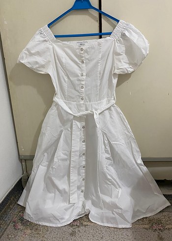 xs Beden Düğmeli Beyaz Midi Pamuklu Elbise