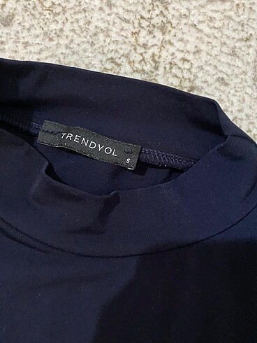 Trendyol & Milla Crop üst