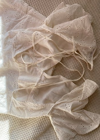 Beyaz elbise - Görsel 2