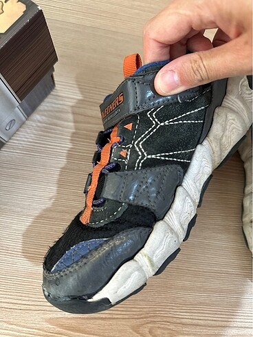 33 Beden Skechers spor ayakkabı