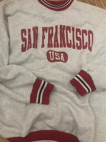 Sweatshirt