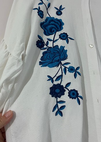 m Beden Mavi Nakışlı Uzun Kollu Bohem Kadın Gömlek